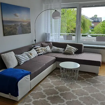 Ferienwohnung Monteurewohnung Mit 2 Schlafzimmern,Parkplatz Fuer Grosses Fahrzeug Vorhanden 8,5M Lang Вадерсло Экстерьер фото