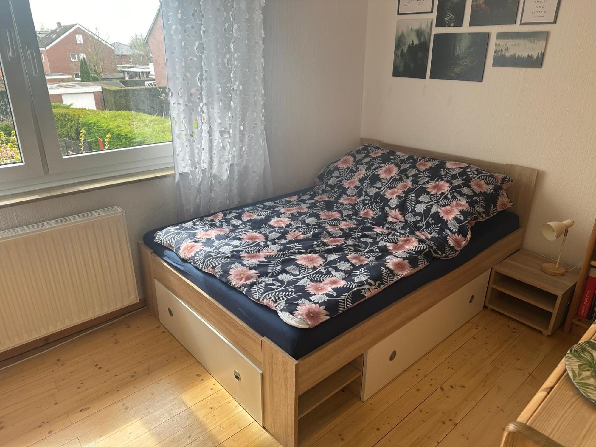 Monteurewohnung Mit 2 Schlafzimmern,parkplatz Fuer Grosses Fahrzeug Vorhanden 8,5m Lang Apartment